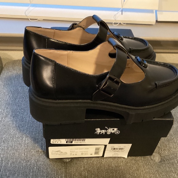 COACH Women's Liv Leather Mary Jane Flats, size 7.5 - Picture 13 of 14